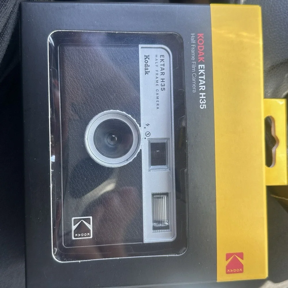 Kodak EKTAR H35 Half Frame Film Camera, Black (RK0109)